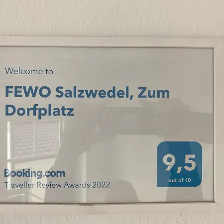 Salzwedel, Zum Dorfplatz *